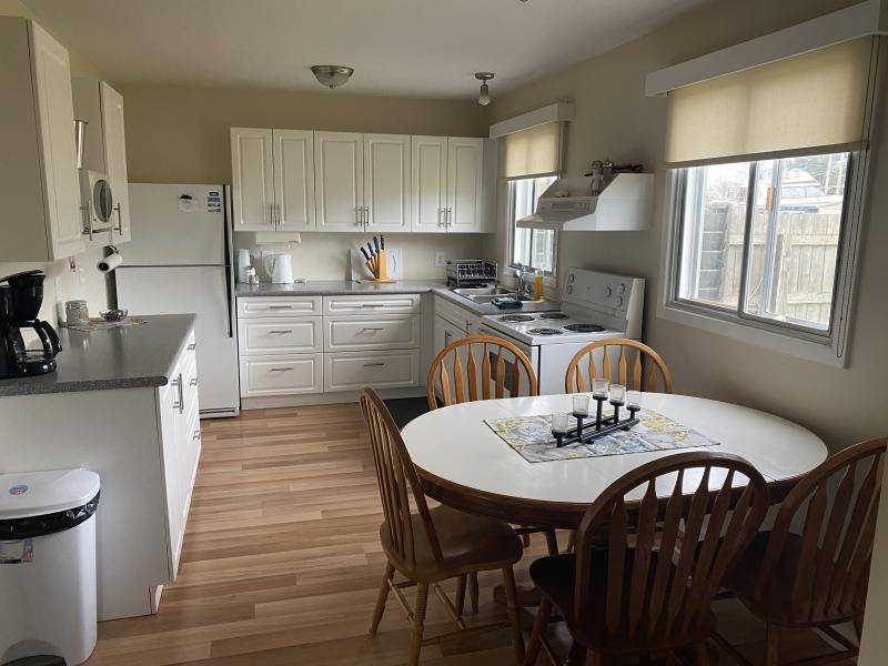 SOLD! 1828 Alder Cres.