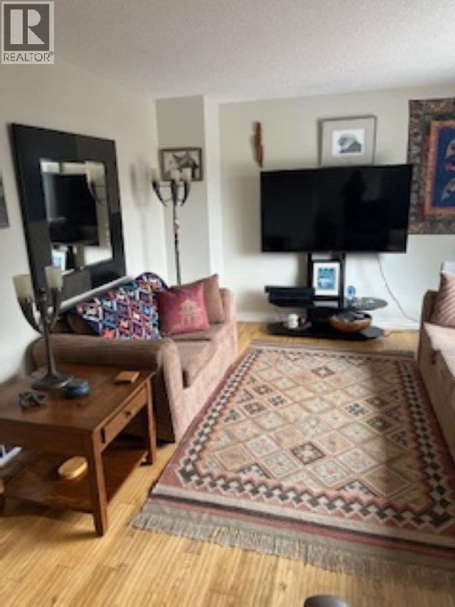 https://realestate.haidagwaiitrader.com/wp-content/uploads/1856-5.jpg